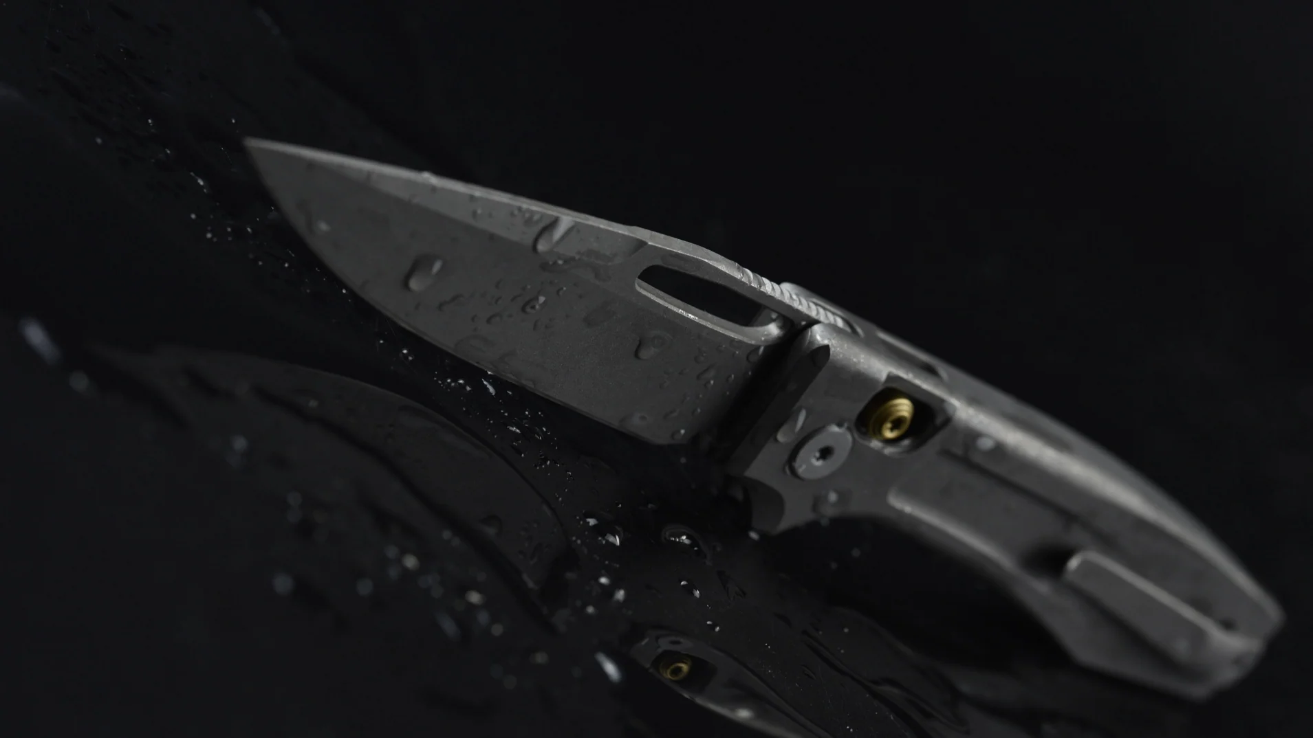 Precision Engineering Meets Timeless Style