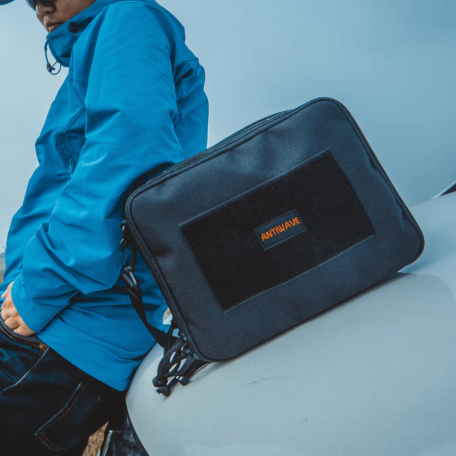 Chameleon Republic | Tactical Knife Bag | Large - Image 16