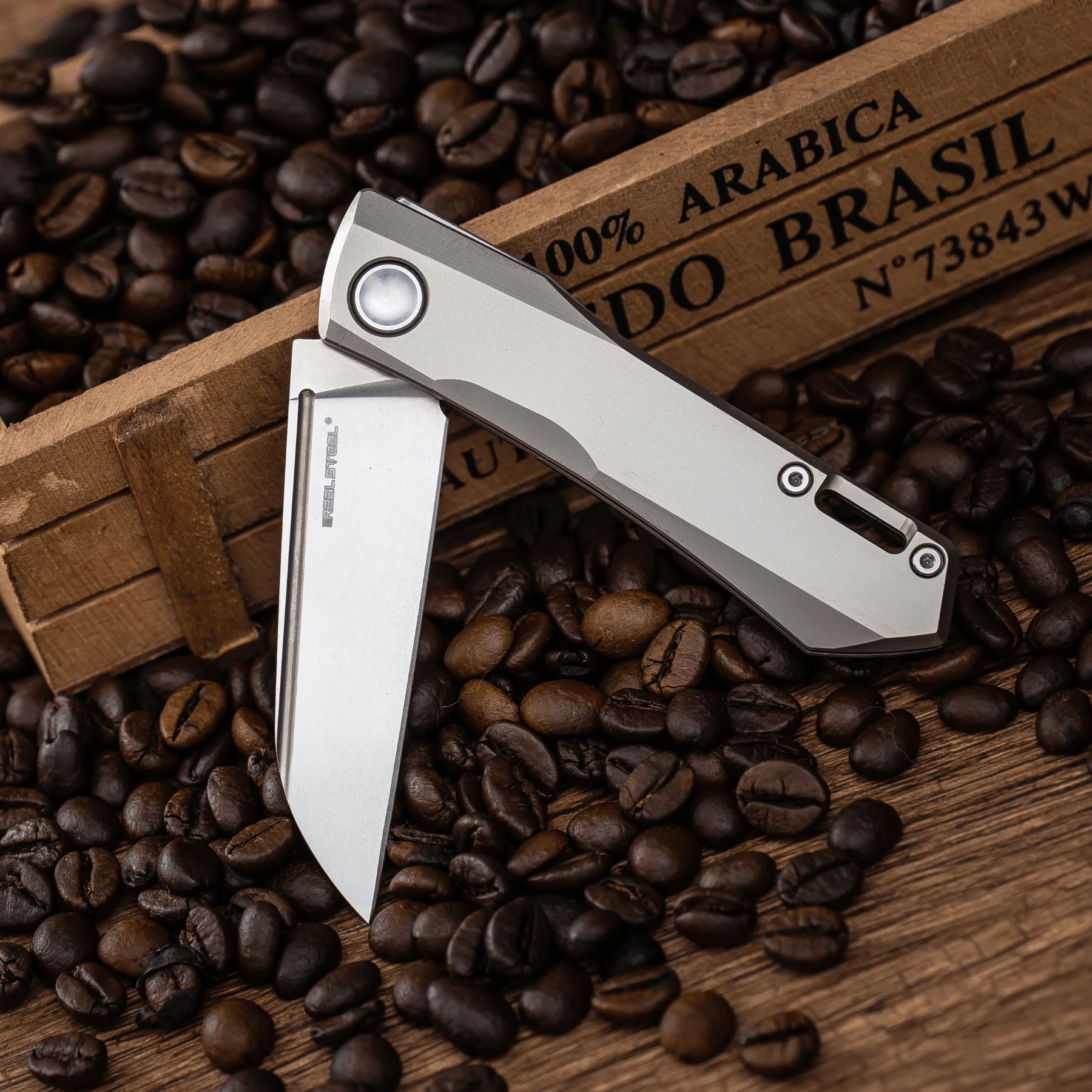 Solis Titanium - Image 10